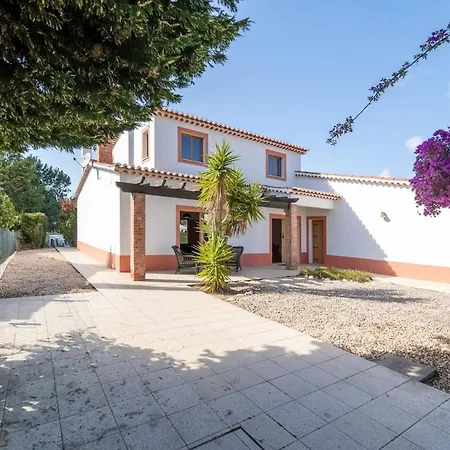 Villa Azure Family & Surf Escape